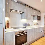 Apartment Host & - Number One Carlill Whitby