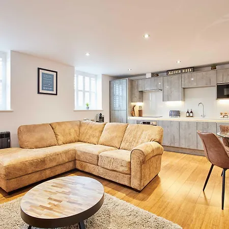 Host & - Number One Carlill Whitby