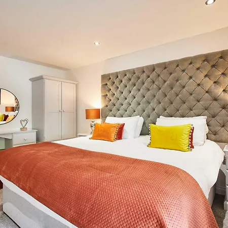 Host & - Number One Carlill *