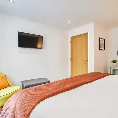 Host & - Number One Carlill *